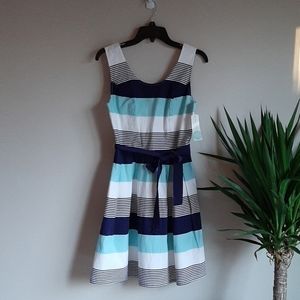 41 Hawthorn Dress